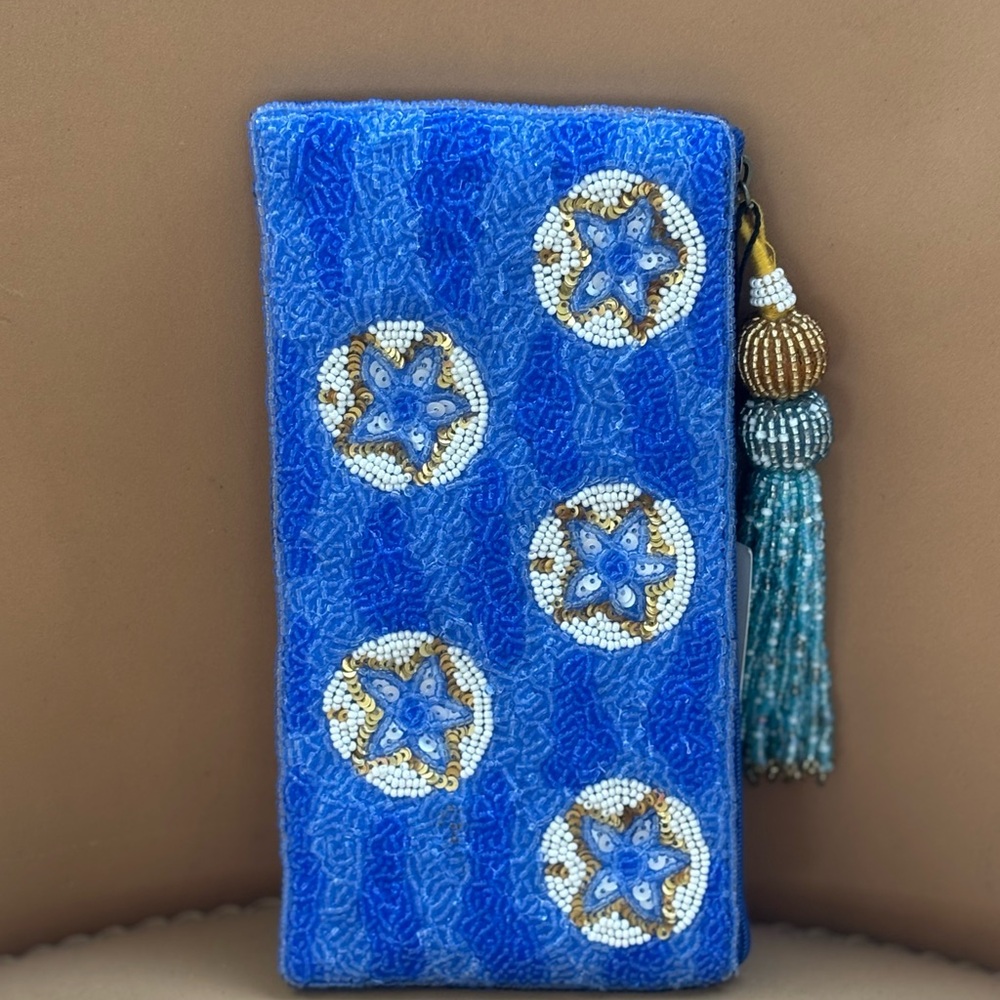 NWT bamboo‎ traders SMALL BEADED CLUTCH blue floral